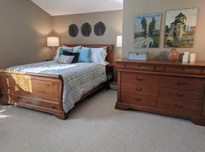 Charming Guesthouse in Quiet Downtown - Image 2