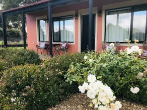 The Guesthouse at Oakvale - Image 4