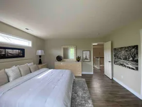 Home in Clackamas - Image 4