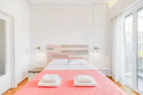 Spacious 4BED 4BATH flat near Archaelogical Museum - Image 4