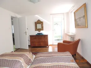 Apartment with panoramic view & lake access - Image 4