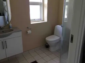 Attractive year-round house for short or long-term rentals - Image 5