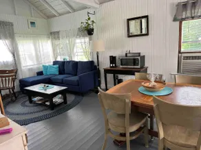Charming Orchard Cottage on Lake Champlain Islands - Image 5