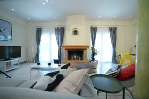 Seaside Villa near the airport - Image 4