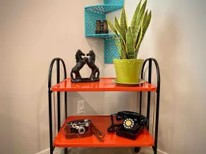 The Hollywood House | 2mi to ASU | King Bed & Yard - Image 5