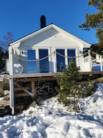 Freshly renovated guest house for own use with balcony - Image 3