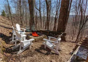 Blue Ridge Hideaway at Little Switzerland - Image 4