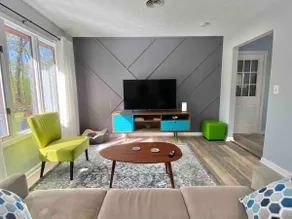 Everlong ~ Pet-friendly Retreat on 2 Wooded Acres - Image 4