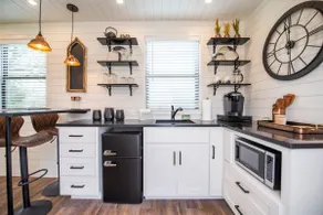 The Newtonian Tiny Container Home near Magnolia - Image 4