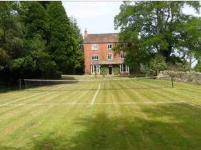 Boulsdon Croft Manor-hottub & summer pool/tennis - Image 2