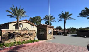 2 bedroom 2 bath apartment with golfcourse view 35 - Image 3