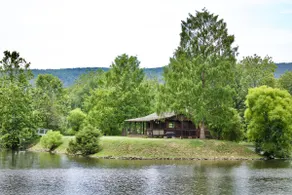 Island cabin - Image 3