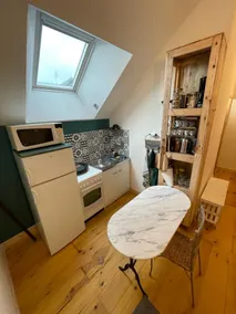 Cozy studio, courteous parking, Guillaume Estrées - Image 3