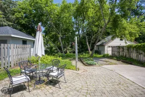 ♥ Cozy historic 3BR w/ bridge view! Sleeps 7 ♥ - Image 3