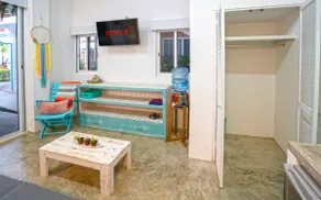 1Golden Zone Garden Studio: Pool + Beach 2 Blocks - Image 5