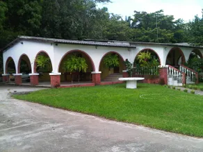 Quinta Moreno of Lake Ilopango - Image 4