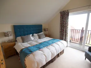 Lovely lodge in the 5* Retallack resort and spa - Image 3