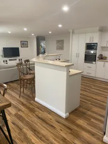 Accomodation on Douglas, 5 Bedrooms - Image 3