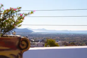 Chloe Studio with View, 5km from the Center - Image 2