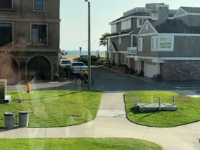 Sunset Beach House Steps From the Sand - Image 3
