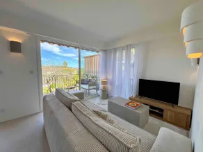 Beautiful view, pool, large terrace, and parking - Image 2