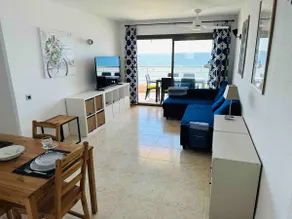 Seafront, swimming pool, paddle, bar, bbq, tv 55” - Image 3