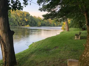 Cozy Cabin on the river - Image 3