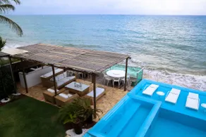 Spectacular beachfront house on Jacumã Beach - Image 2