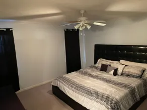 Cozy residential 4-bedroom home - Image 2