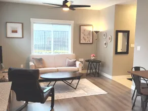 Private 1Br Suite in Victoria - Image 3