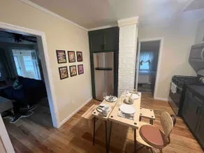 Lake house bungalow - Image 3