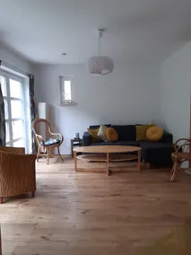 Large apartment with courtyard in Flecken Zechlin - Image 2