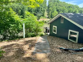 Tranquil Lake Front 3 BR Cottage W/Private Dock - Image 5