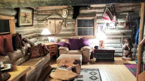 Iconic Yellowstone River Ranch - Image 5