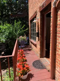 Charming Loft Apt. Old Town Alexandria - Image 4