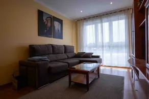 Apartment in San Ciprián - Image 2