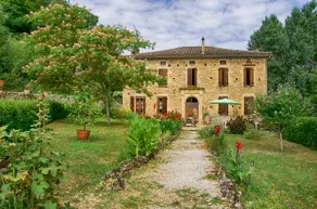 Large house with character and a flower garden. - Image 2