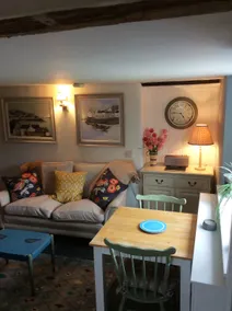 Langdon Farm Cottage - Image 2