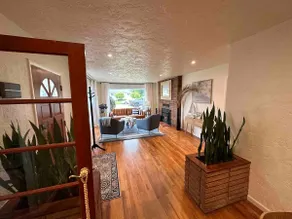 The Ruby Rose - Coastal Cottage - Image 3