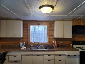 Cozy 2 bedroom guest house with trail access - Image 2