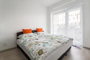 BpR CHIC White Home with Terrace & A/C & Garage - Image 2
