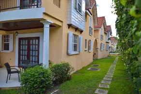 Lovely Spacious South Coast 2 bedroom with pool - Image 2
