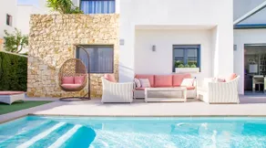 Luxury villa with large pool (11 meters) - Image 2
