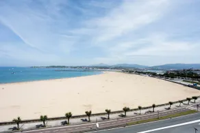Iterlimen-bi. Spectacular beach apartment - Image 3