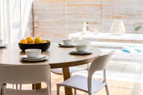 Stylish, Modern 4 bedroom Apartment in Bondi Beach - Image 2
