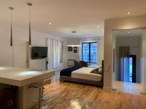 Perfectly located studio. - Image 3