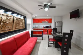 Balboa Suite 17 (Modern, minimalist, with pool) - Image 2