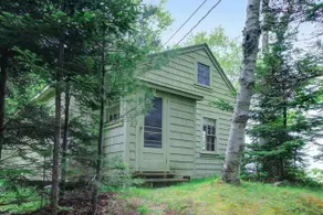 Charming Secluded Cottage on the Coast - Image 2