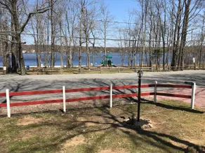 Lake View Cabin - Perfect Summer Getaway *NO FEES* - Image 4