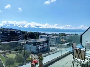 Near CHUV, BIOPOLE, AQUATIS, Lake view @ Lausanne. - Image 4